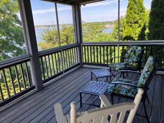 240 Narragansett Ave Unit 1, East Providence, RI 02915