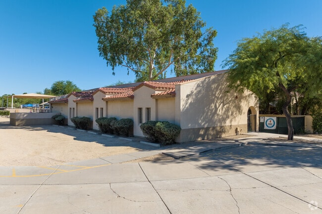 Camelback Desert School is a private school serving students in Shea Corridor.