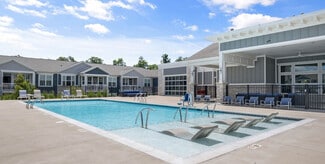 1100 Huntington Dr, Mundelein, IL 60060