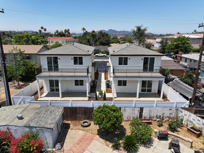 630 N Juniper St unit 630, Escondido, CA 92025 - photo 7