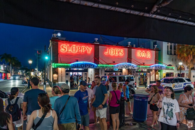 Cudjoe Key residents are just a short drive to Duval St and its many iconic bars.