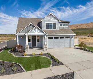 303 JADE, GRANDVIEW, WA 98930