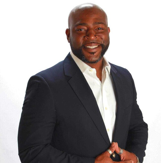 Elias Lykes