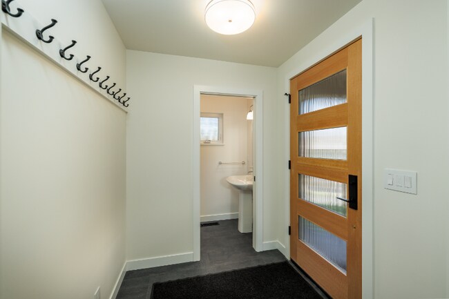 410 S 9th Ave, Bozeman, MT 59715 - photo 7