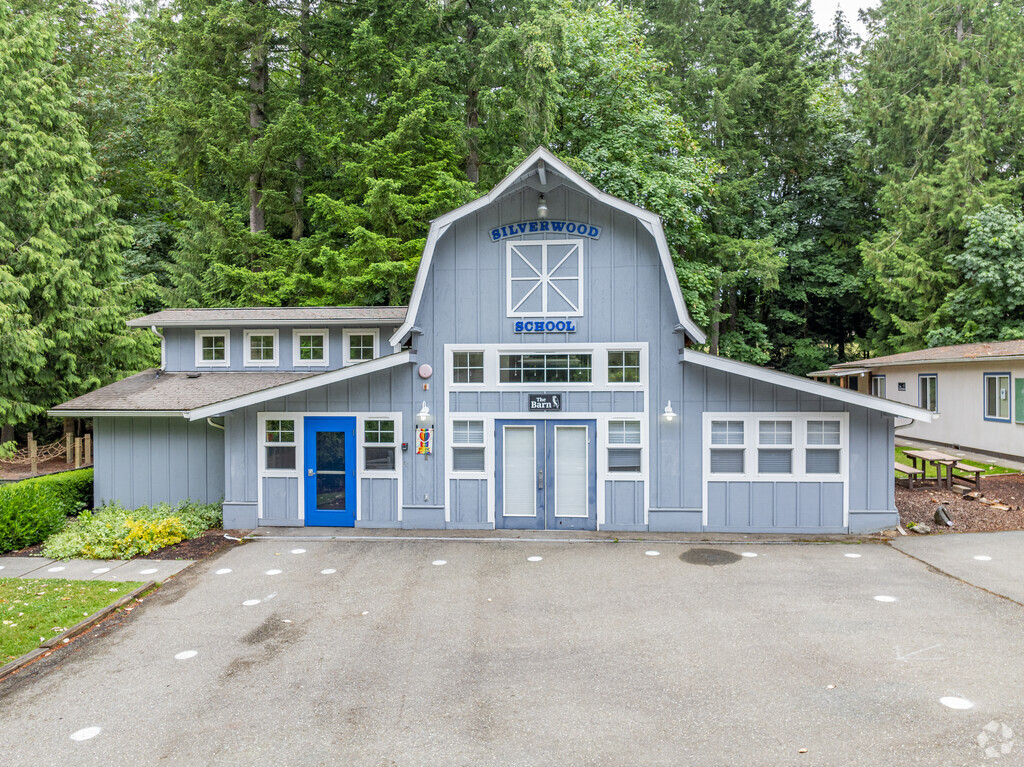 Silverwood School is an independent school serving grades K-6 in Poulsbo.