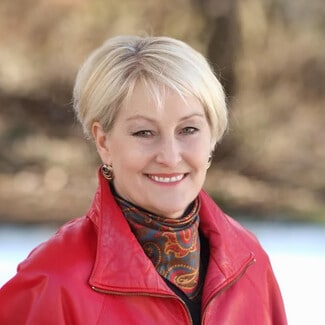 Amy McKenna