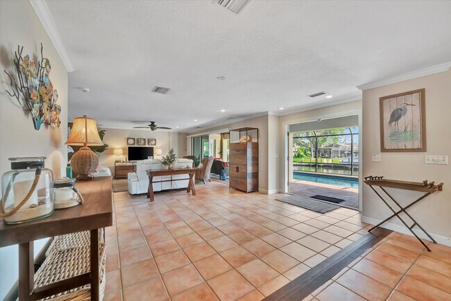 1038 Contento St unit ID1366625P, Sarasota, FL 34242 - photo 4