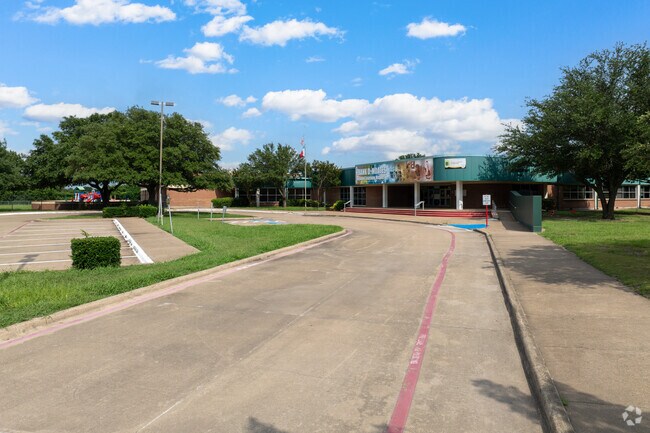 Frank D Moates Elementary School