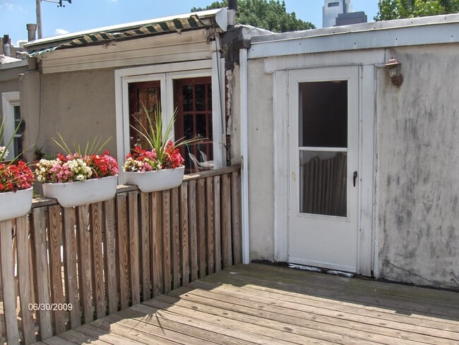 2031 Brandywine St unit 3, Philadelphia, PA 19130 - photo 2