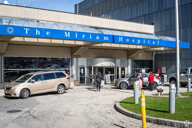 The Miriam Hospital in Oak Hill, Pawtucket, offers trusted care to the local community.