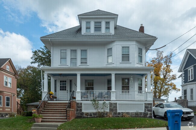 Spacious porches can be found in many homes throughout Cottage Park.