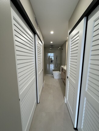 301 N Ocean Blvd Unit PH2, Pompano Beach, FL 33062