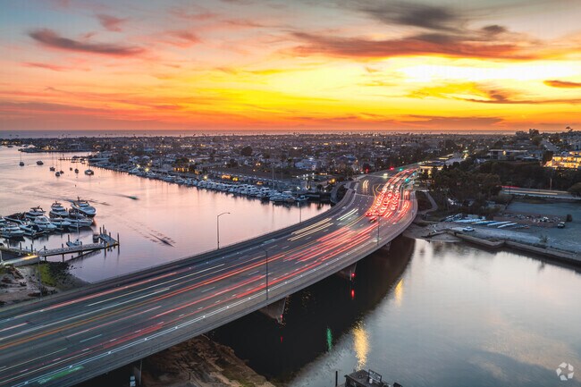 Residents of Castaways can easily access major highways, like PCH, making commutes to surrounding areas convenient and efficient.