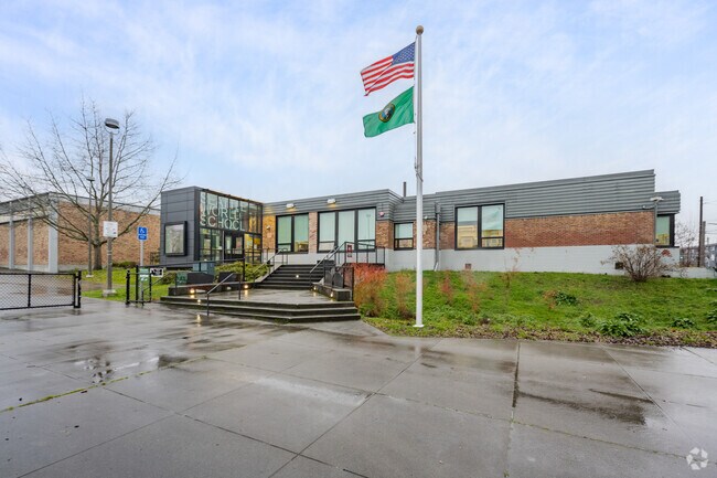 Seattle World School