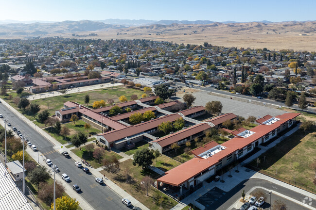 A view of Sunset Elementary School in Coalinga.