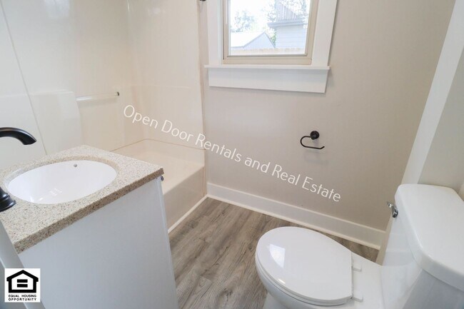 428 Lincoln Hwy E unit 428 Lincoln Highway, New Haven, IN 46774 - photo 7