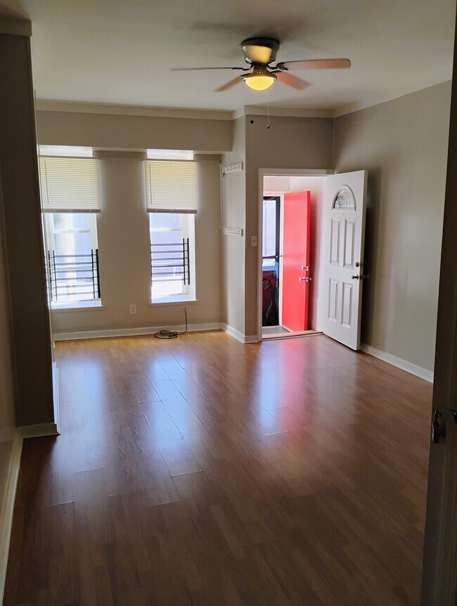 908 E Preston St, Baltimore, MD 21202 - photo 2