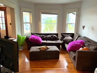 16 Chetwynd Rd Unit 1, Somerville, MA 02144