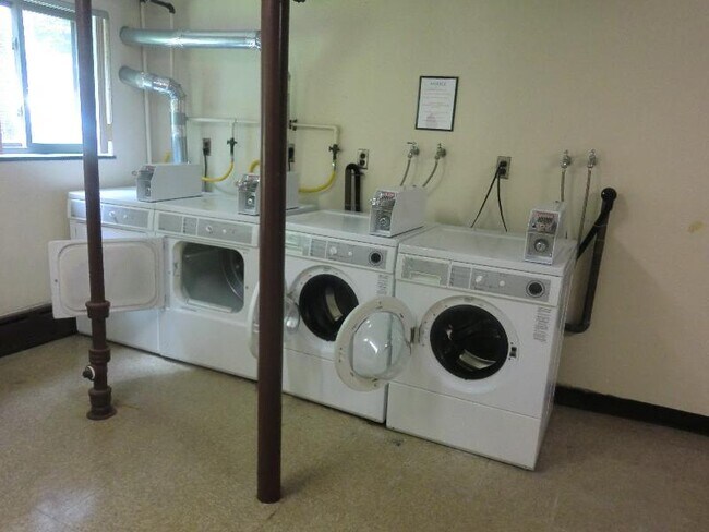 10 Chester St unit 28, Cambridge, MA 02140 - photo 4