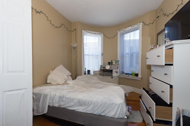 29 High St unit 6, Boston, MA 02110 - photo 4