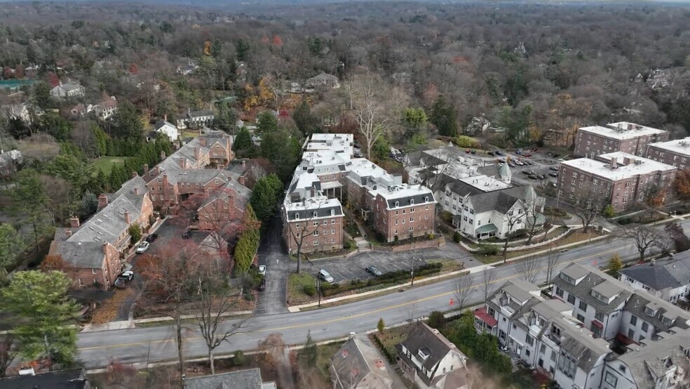 Churchill Court unit 3R, Haverford, PA 19041 - photo 2