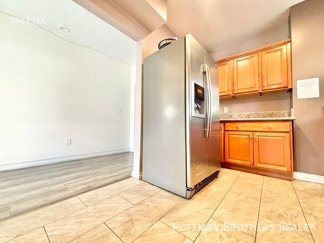 2422 Venice Blvd unit 11, Los Angeles, CA 90019 - photo 4