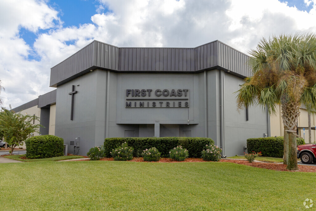 First Coast Christian School, Rankings & Reviews - Homes.com