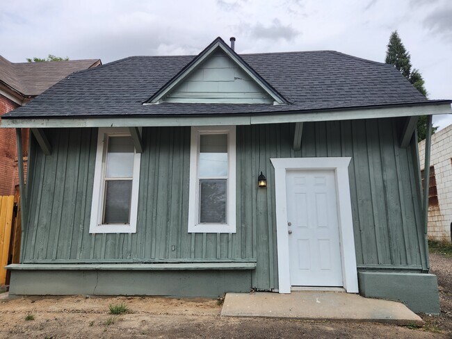 721 E 8th St unit 1, Pueblo, CO 81001 - photo 2