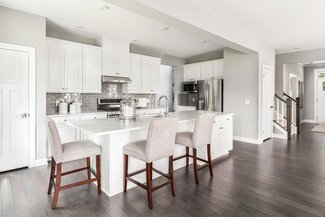 6917 Gentle Wind Ln, Whitestown, IN 46075 - photo 3