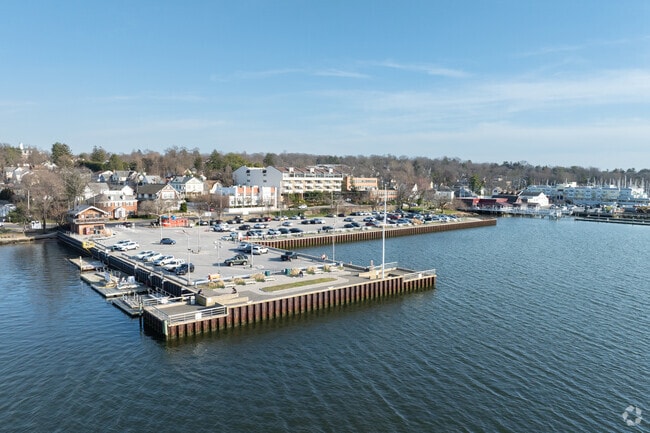 The Town Dock in Port Washington is host to outdoor activities and festivals.