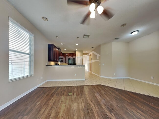 1307 Gentilly Ln, Wesley Chapel, FL 33544 - photo 6