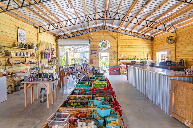 The Hobe Sound Farmers Market welcomes locals to enjoy farm fresh produce.