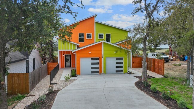 124 S Mockingbird Cir unit A, Cedar Creek, TX 78612 - photo 4