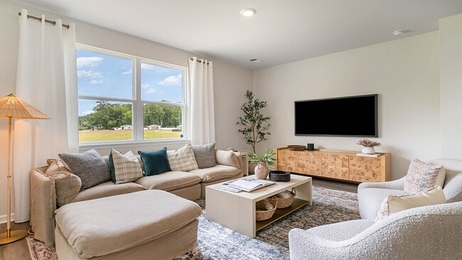 7350 Meadow St, Loris, SC 29569 - photo 4