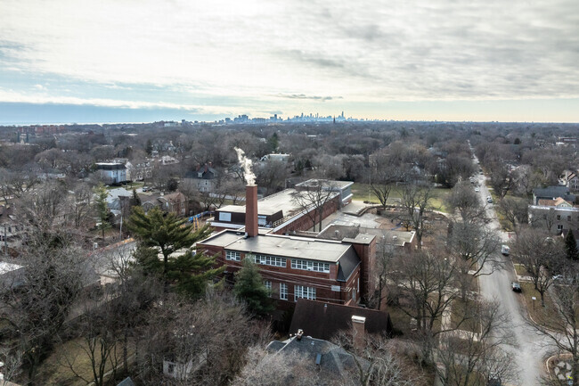Dewey Elementary is located north of Chicago in Evanston, IL.