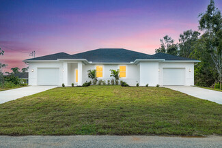 4717 14th St SW, Lehigh Acres, FL 33973