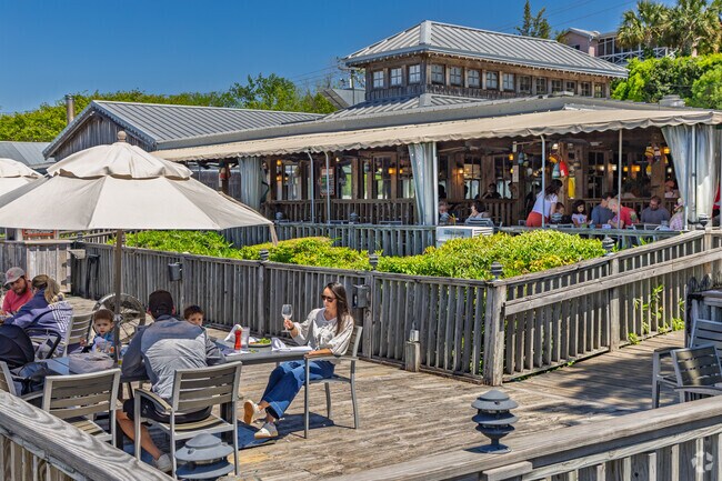 Elijah's in downtown Wilmington offers riverfront dining just minutes away from Rogersville-Bradley Creek.