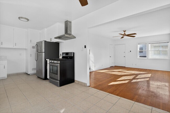 525 Chestnut Ave unit 525-D, Long Beach, CA 90802 - photo 5