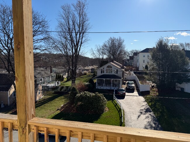 50 Abington St unit 3, Worcester, MA 01603 - photo 2