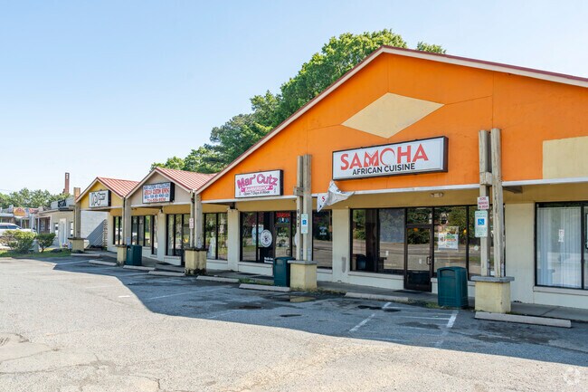 Hidden Valley is a cultural melting pot and home to unique flavors like Samoha African Cuisine.