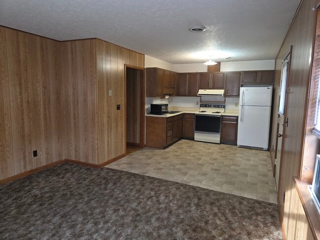 1060 Union St unit 3, Kingsport, TN 37660 - photo 6