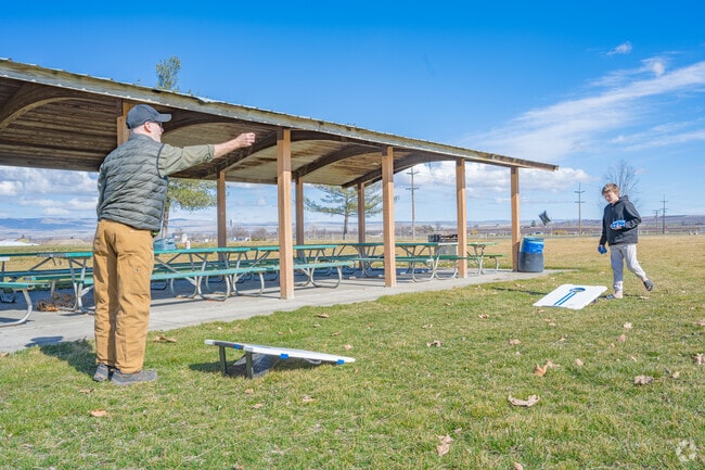 Spend time with family at Sunnyview Park to get some fresh air in Sunnyside.