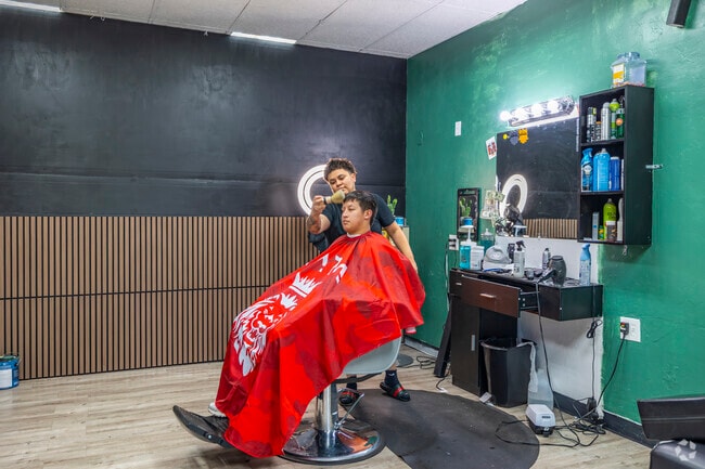 Located just minutes from Fairgrounds, Goodfellas Barber Lounge delivers precision grooming services that keep Tucson locals looking their best.