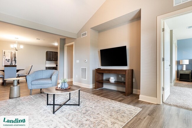 305 Laredo Dr unit 2-306, Cocoa, FL 32926 - photo 3