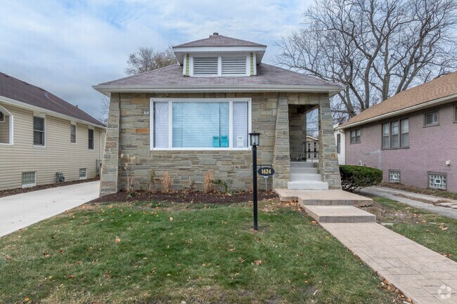 Bungalow style homes are the most common home types in Seminary District.