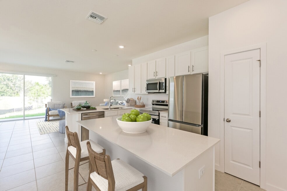 1472 Tristar Dr, Plant City, FL 33563 - photo 1