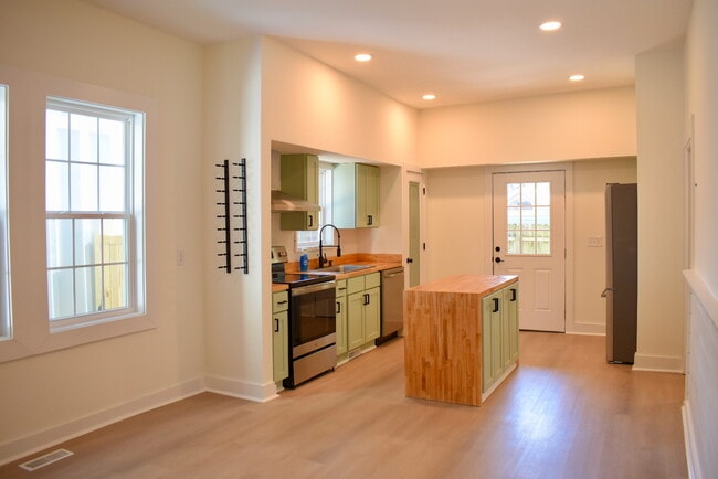 414 Queen St, Wilmington, NC 28401 - photo 7