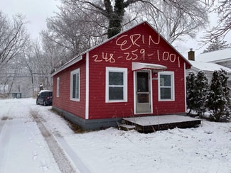 20217 Angling St, Livonia, MI 48152