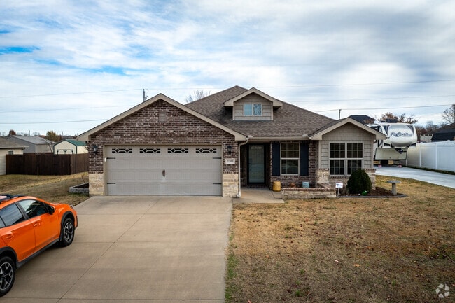 Many Harmony Heights homes have two-car garages.