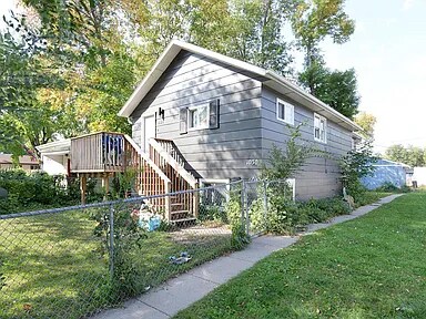 1030 27th St N unit 1030 27th St. N., Fargo, ND 58102 - photo 2